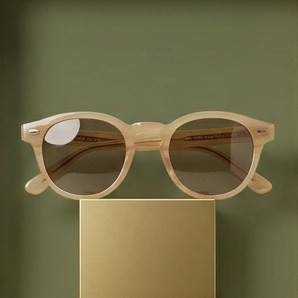 Sandstone Classic Sunglasses